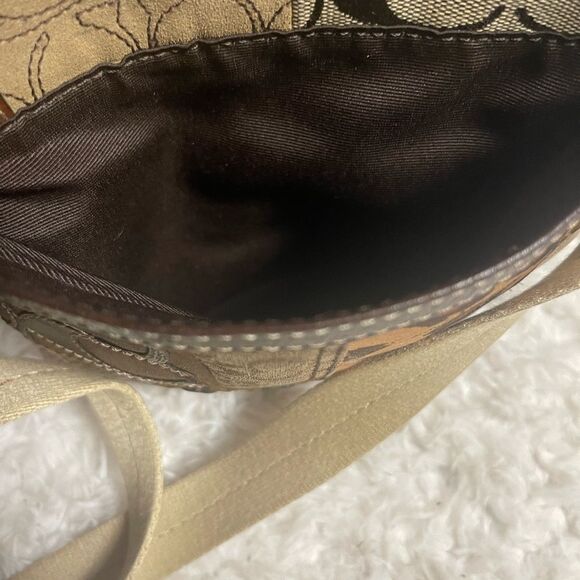 COACH Brown/Gold Metallic Signature Patchwork crossbody bag. - Picture 15 of 15